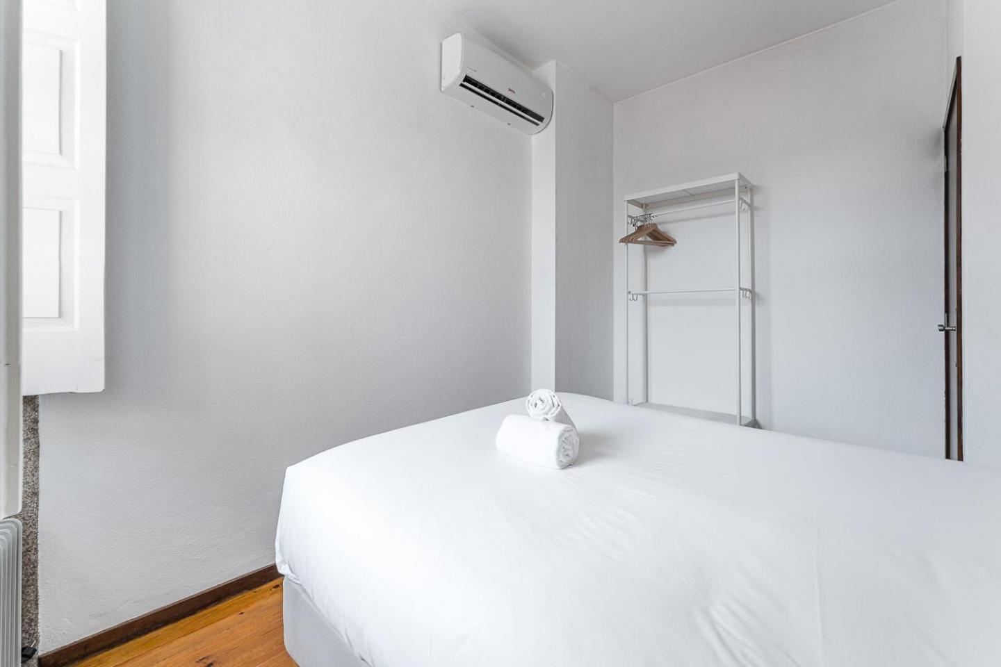 Guestready - Modern Duplex, Neo-Classical Building OOporto Esterno foto