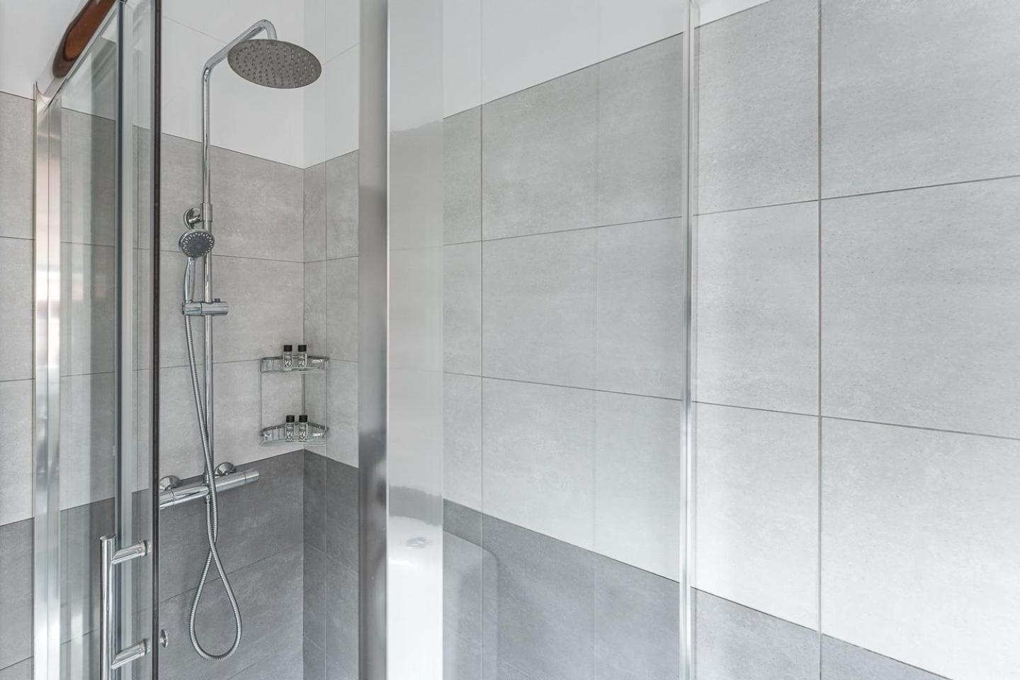Guestready - Modern Duplex, Neo-Classical Building OOporto Esterno foto