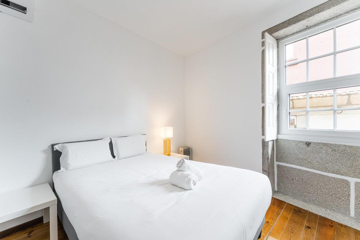 Guestready - Modern Duplex, Neo-Classical Building OOporto Esterno foto